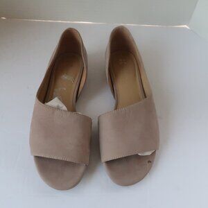 Naturalizer Lucie D'Orsay Casual Dress Flats Shoes Sz 7W Color Grey Fog